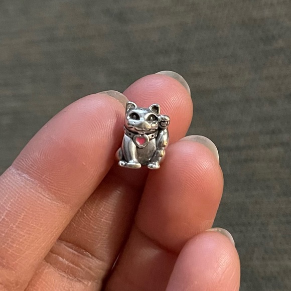 Retired PANDORA Lucky Cat Charm EUC - Picture 4 of 9